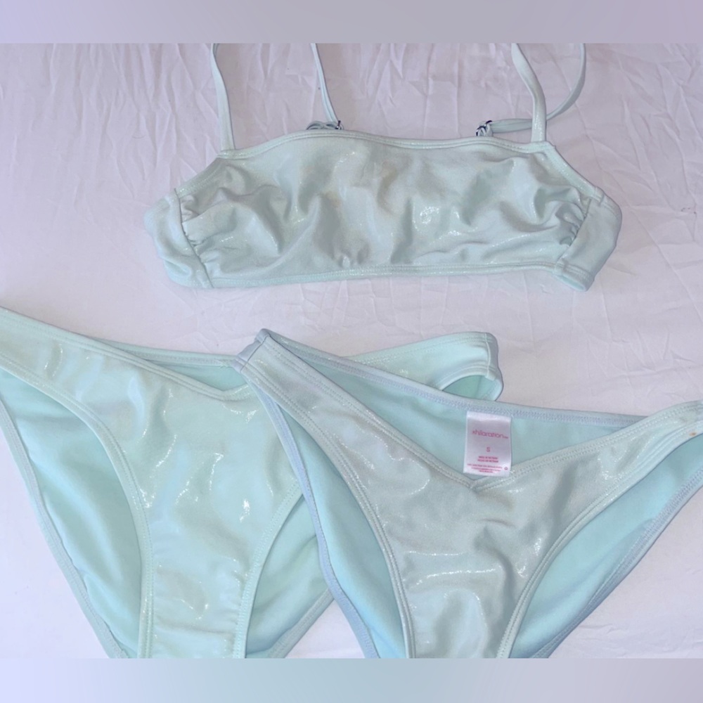 SHINY BLUE 2 PIECE BIKINI SET!